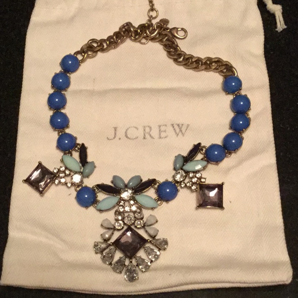 J crew fashion necklace.